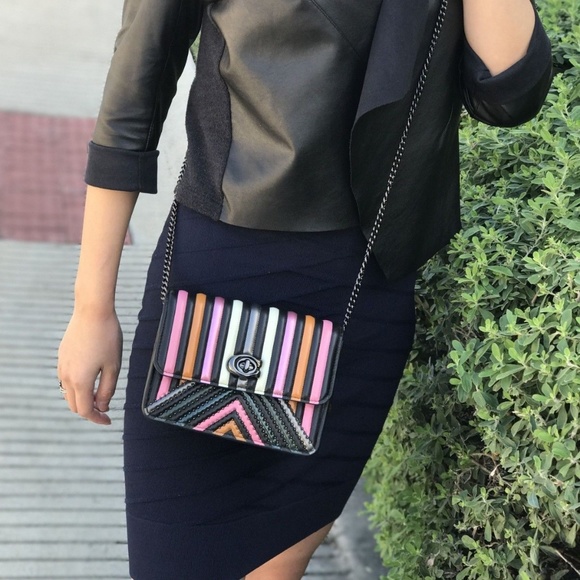 Coach Bowery Colorblock Ladies Small Leather Cross - Picture 2 of 7